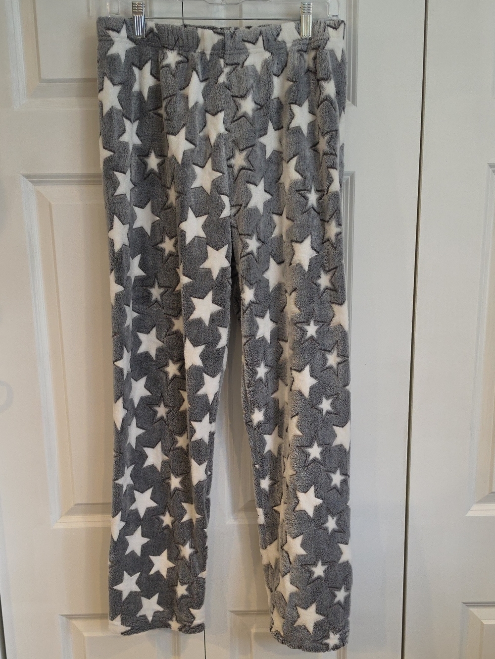 Source Unknown Gray and White Star Plush Pajama Pants